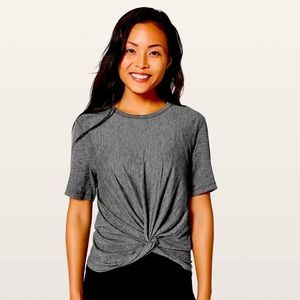 Lululemon crescent tee